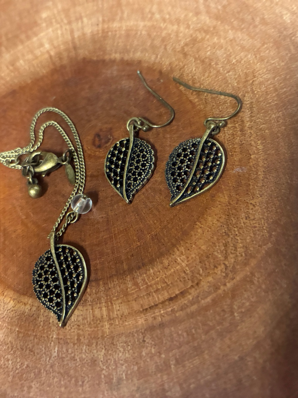 Antique Gold Leaf Pendant Bracelet and Earring Set